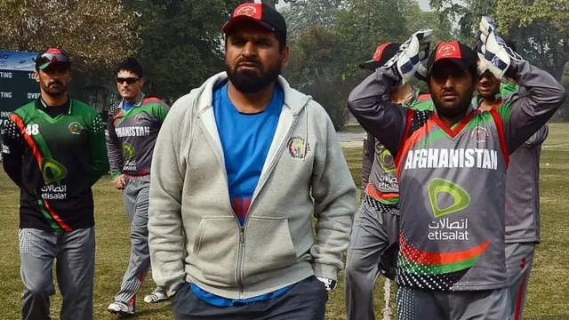 کبیر خان: په نبي په یو حساب ظلم شوی دی، راشد ښه لوبه کوي او د حیدر اباد د لوبډلې بټسمینان پياوړي دي، الراونډر ته اړتیا نه ویني