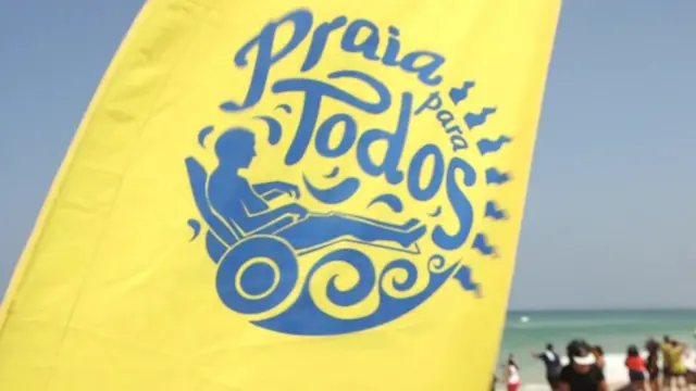 Bandeira do projeto Praia para Todos