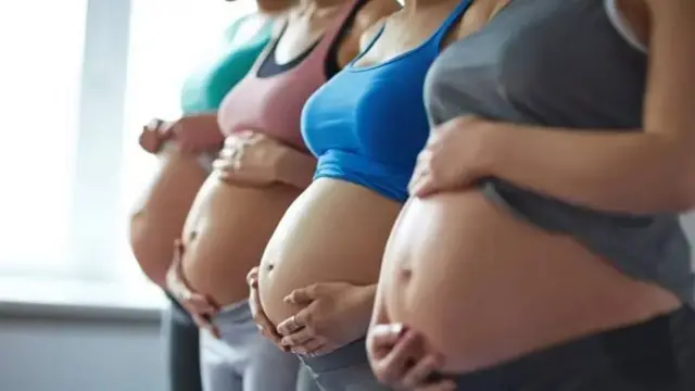 АКШда төрөлгөн бала даро АКШнын жараны болуп калат деген укуктан пайдалануу үчүн атайын АКШга барып төрөгөндөр да бар экени айтылып эле жүрөт