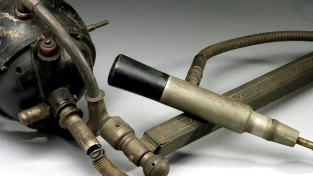 Вибратор начала прошлого века