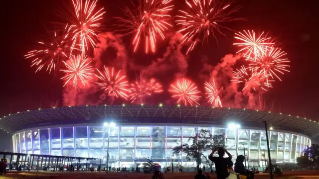 கோலாகலமாக நிறைவு பெற்ற ஆசிய விளையாட்டு போட்டிகள்