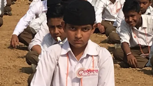 स्वयंसेवक राजीव