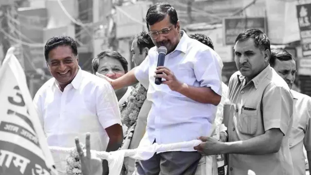 ప్రకాశ్ రాజ్, కేజ్రీవాల్