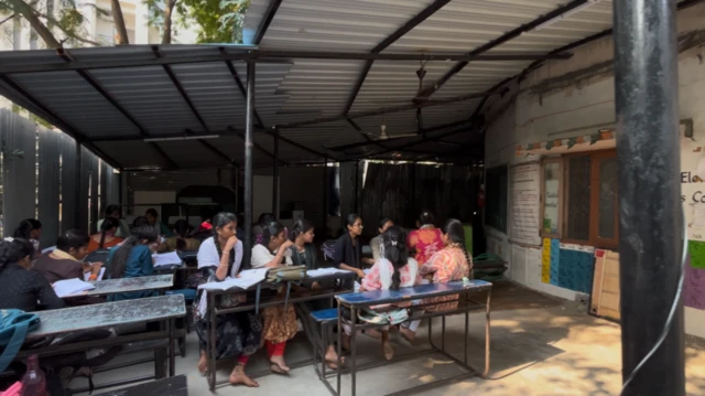 બીબીસી ગુજરાતી, હૈદરાબાદ, પાણીની ટાંકીમાં શિક્ષણ, શિક્ષણ, મહિલાઓના અધિકાર