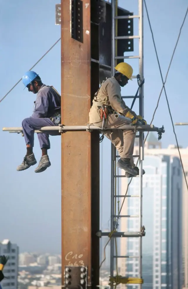 انڈین لیبر، انڈین ورکرز دنئی