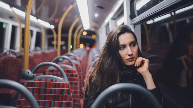 दफ़्तर के ख़राब माहौल से तनाव