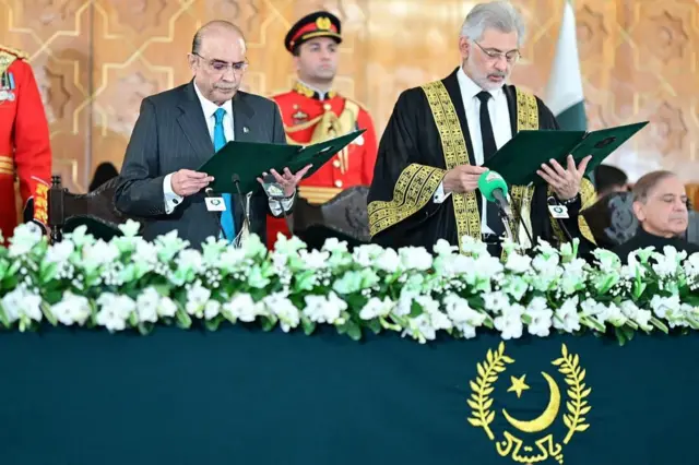 آصف زرداری
