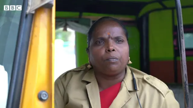 ஆட்டோ பெண்கள்