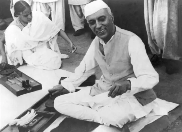 જવાહરલાલ નેહરુ- બીબીસી ગુજરાતી 