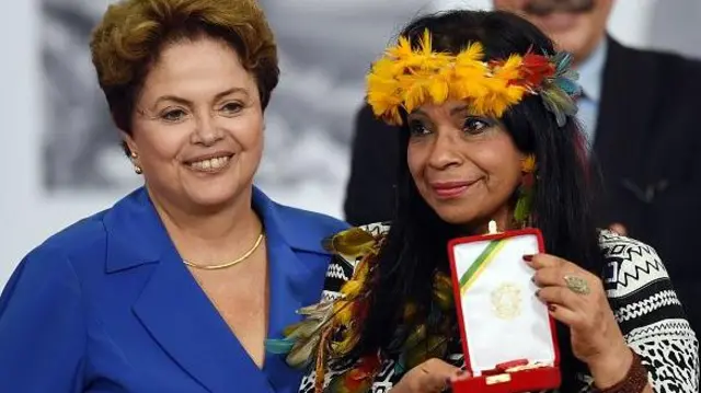 Eliane Potiguara e Dilma Rousseff