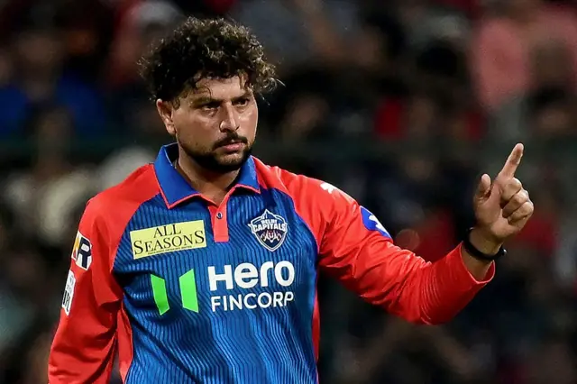 RCB vs DC: வெற்றி நடை போடும் டெல்லி அணி - கே.எல்.ராகுலின் அதிரடிக்கு ஆர்சிபி பணிந்தது ஏன்?