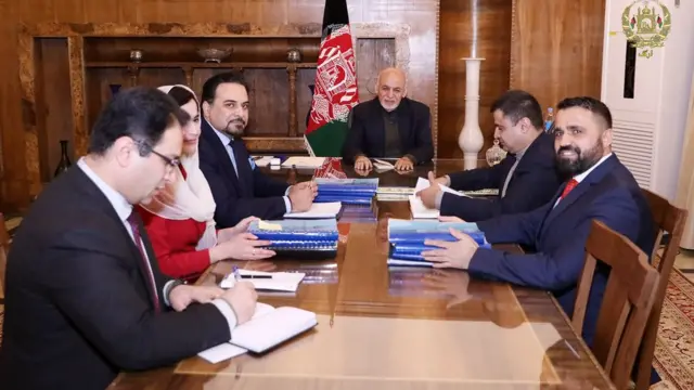 بهرنیو چارو وزارت وایي، د سمونونو له دې ګام سره به په کال کې نږدې یو میلیارد افغانۍ سپما کړي او د وزارت دننه کارکوونکو وړتیاوې به هم لوړې شي.