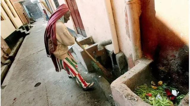 मोदी, कर्मयोगी, वाल्मिकी, स्वच्छता