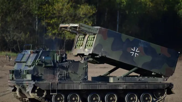 জার্মানির মুনস্টার শহরে সামরিক মহড়া