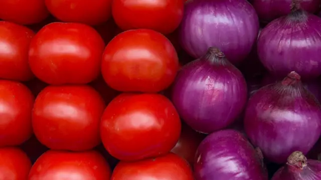 வெங்காயம் மற்றும் தக்காளி