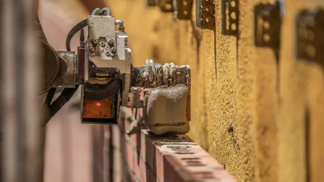 Una máquina SAM machine en acción