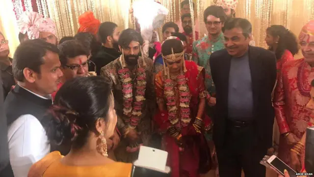 नितिन गडकरी आणि देवेंद्र फडणवीस