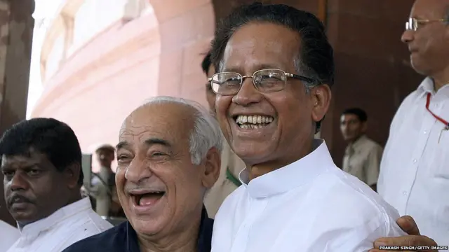 तरुण गोगोई