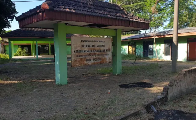 Bekas kantor Kelurahan Mindi