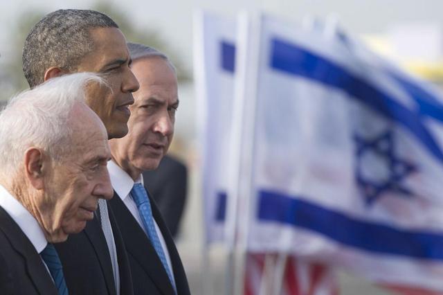 Netanyahu e o presidente israelense Shimon Peres durante a primeira visitaf12 bet como apostarBarack Obama como presidente dos EUAf12 bet como apostar2013