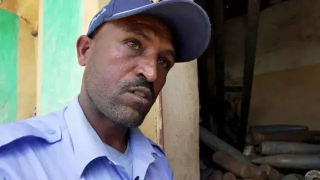 Taliyaha Booliska Hadush Gebremedhin ayaa ka walaacsan in qaar ka mid ah rasaasta la tuuray ee ay askartiisu ururiyeen laga yaabo in ay ku qaraxdo kulaylka.