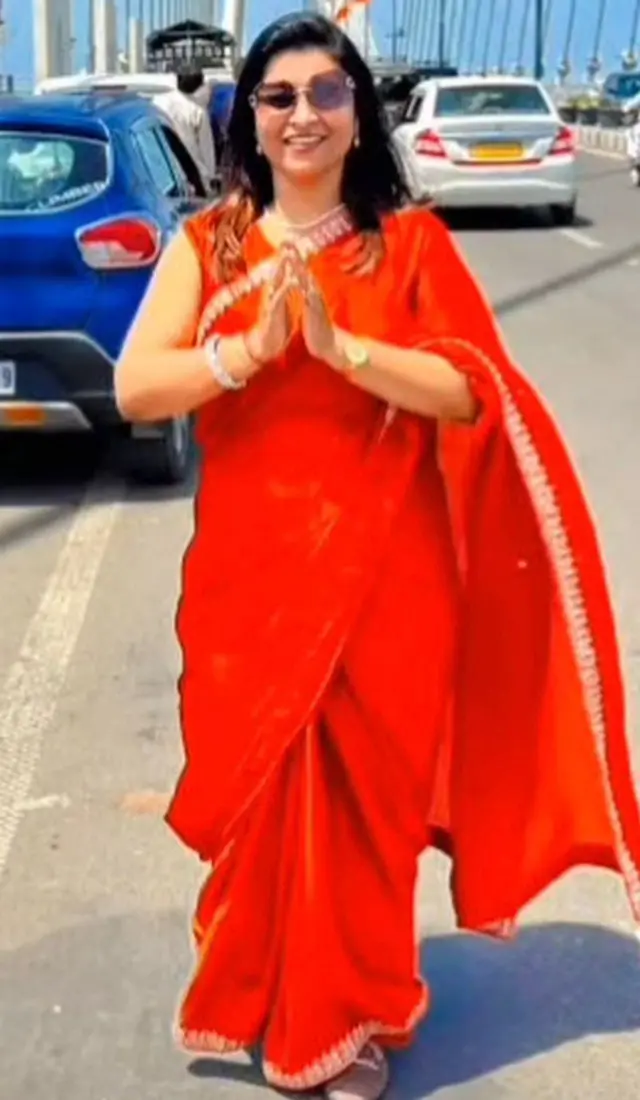 બીબીસી ગુજરાતી સુરત મહિલા પતિ પત્ની હત્યા મૃતદેહ સિમેન્ટ 