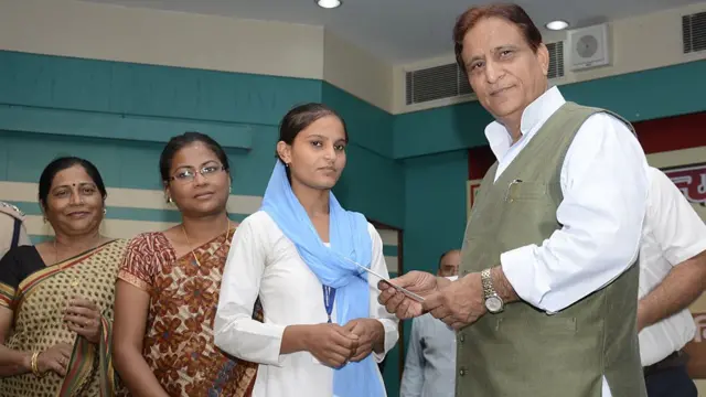 आज़म खान