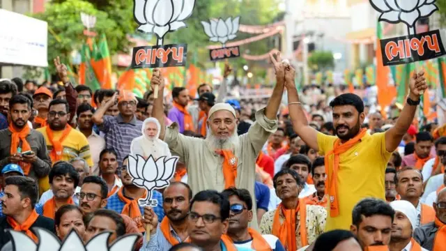 પ્રતીકાત્મક તસવીર