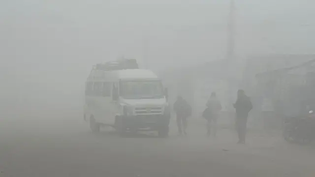 तराईमा हुस्सु लागेको छ 