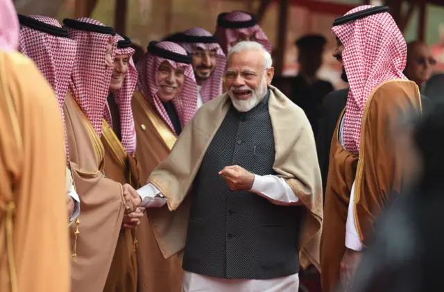 प्रधानमंत्री नरेंद्र मोदी