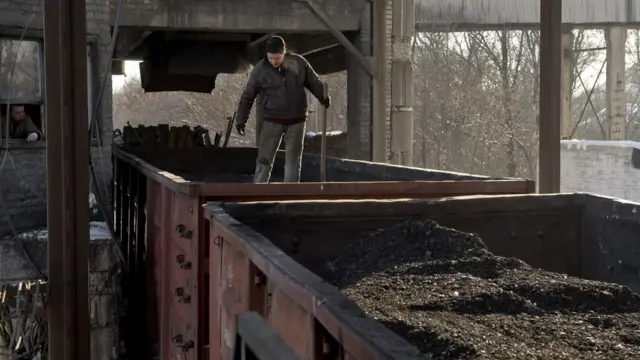 Вагони з вугіллям