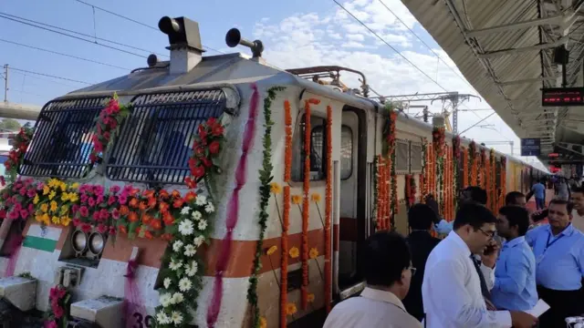 तेजस ट्रेन