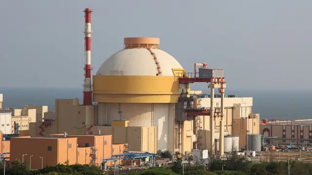 પરમાણુ રિએક્ટરની તસવીર