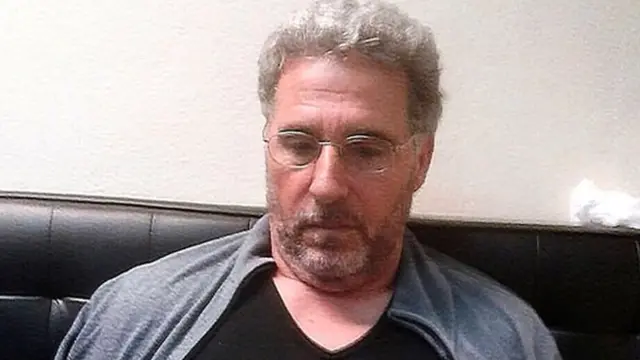 모라비토는 마피아 범죄 조직 가담과 코카인 밀수 등의 중범죄로 궐석 재판에서 이미 유죄가 인정되어 이탈리아로 추방된 뒤 복역할 예정이었다