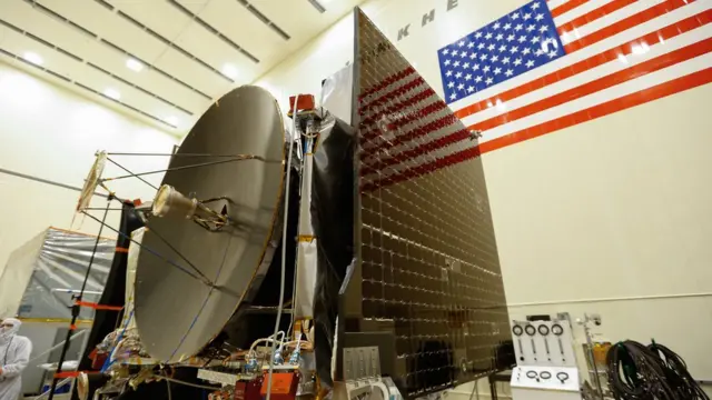 OSIRIS-REx en las instalaciones del Centro Espacial Kennedy, en Cabo Cañaveral.