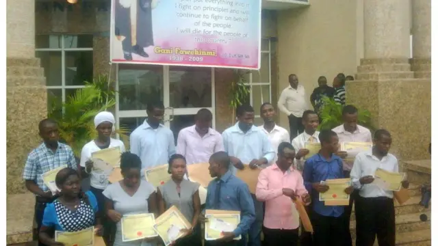 Awọn to ti ran ni ile iwe