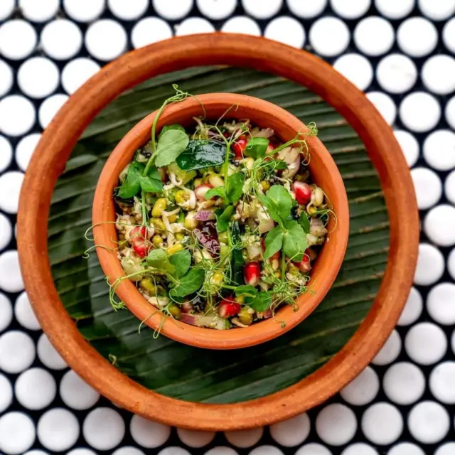 د بزګرانو د بازار سلاد. 