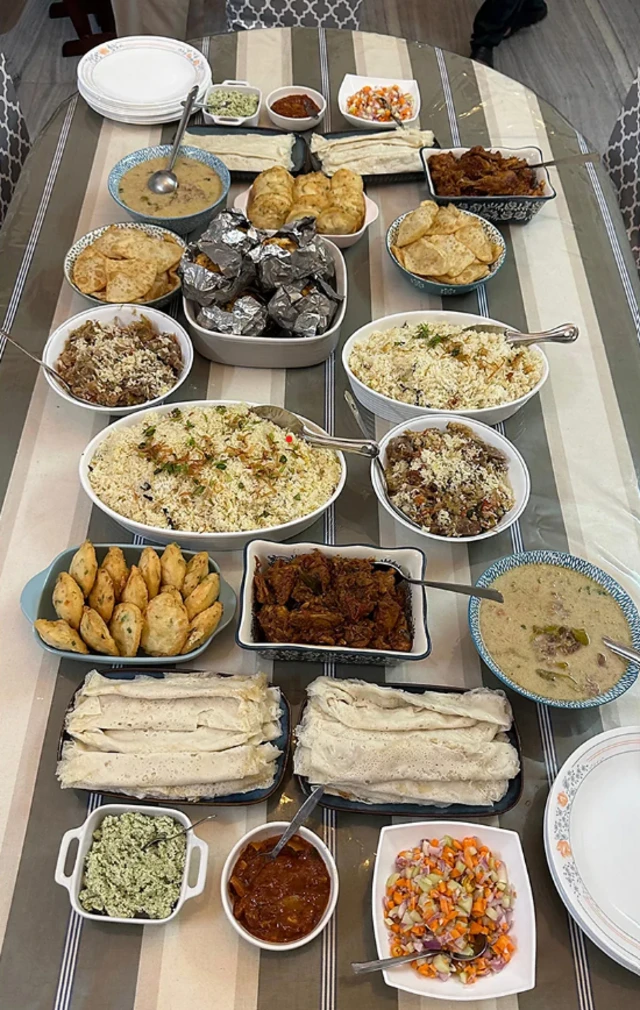 Oriṣiiriṣii ounjẹ ti iya iyawo se fun ọkọ iyawo tuntun gẹ gẹ bi asa awọn eeyan Mappila ni India