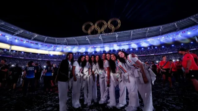 பாரிஸ் ஒலிம்பிக் நிறைவுவிழா புகைப்படங்கள்