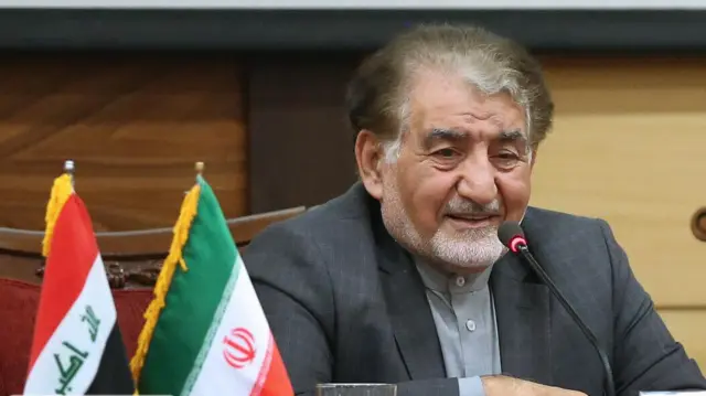 یحیی آل اسحاق می‌گوید که عراق هم به دلیل کمبود درآمد و هم تحریم‌های آمریکا نمی‌تواند بدهی ایران را بپردازد