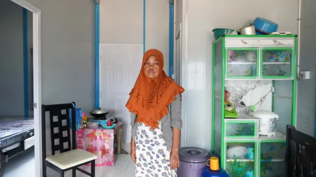 Salah seorang penghuni huntap, Salamah Idris, 46 tahun. 