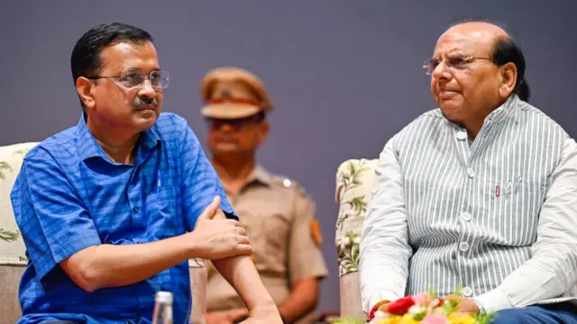 दिल्ली के मुख्यमंत्री अरविंद केजरीवाल