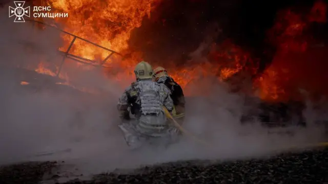 Рятувальники ДСНС ліквідували пожежі в Сумах