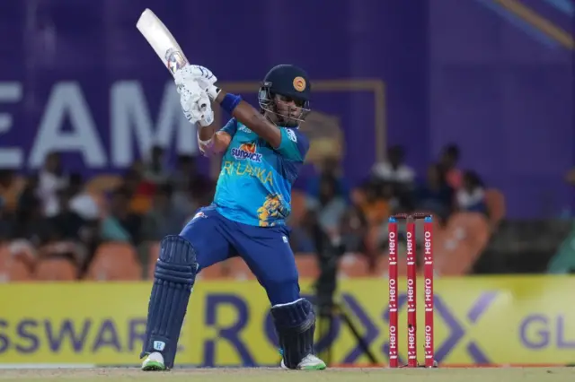 ICC සම්මාන දෙකක් සඳහා චමරි ගේ නම නිර්දේශ වී තිබේ