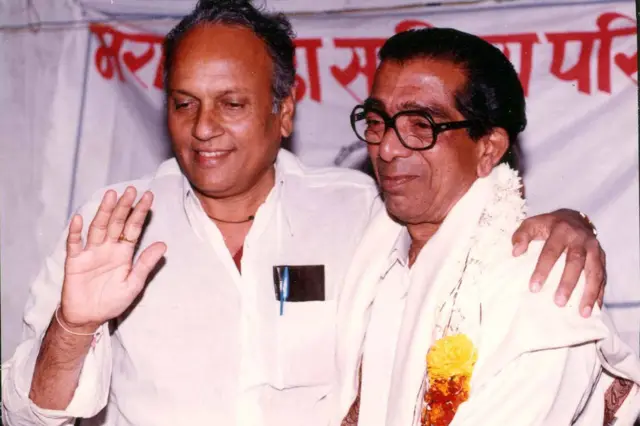 ना. धों. महानोर