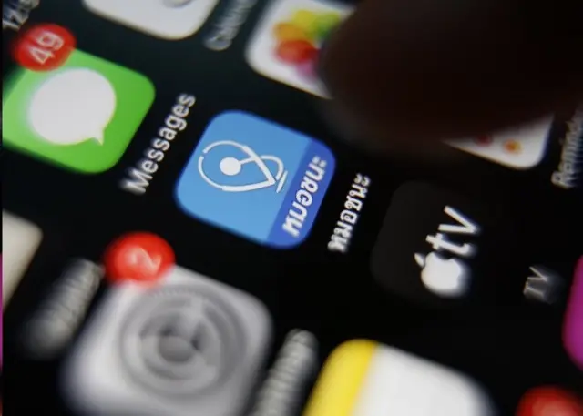 แอปพลิเคชัน หมอชนะ