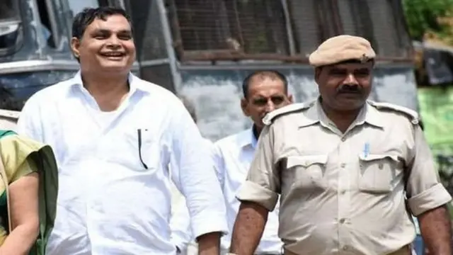 मुज़फ़्फ़रपुर बालिका गृह कांड, ब्रजेश ठाकुर