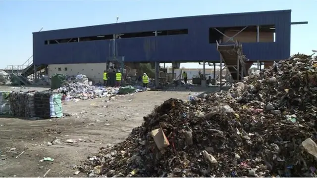 مدينة الخارجة