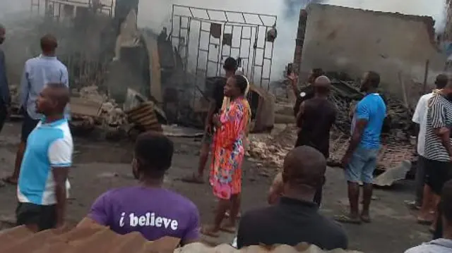 Awọn ni ọlọja lọja Akere l'Eko