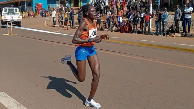 ኣቦ ሬቤካ ቸፕተጌይ፡ ጓሉ ኣላይት ስድርኦም ከምዝነበረት ይዛረብ